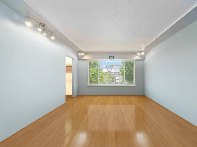 4421 Skeena Street, Vancouver, BC, V5R 2L8 - 5