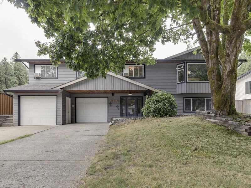 19538 120b Avenue, Pitt Meadows BC V3Y 1K7