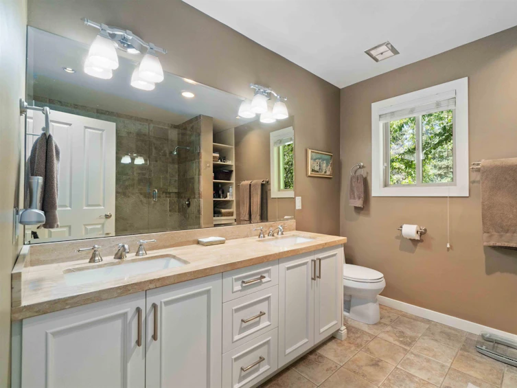 4180 Salish Drive, Vancouver, BC, V6N 3M4 - 24