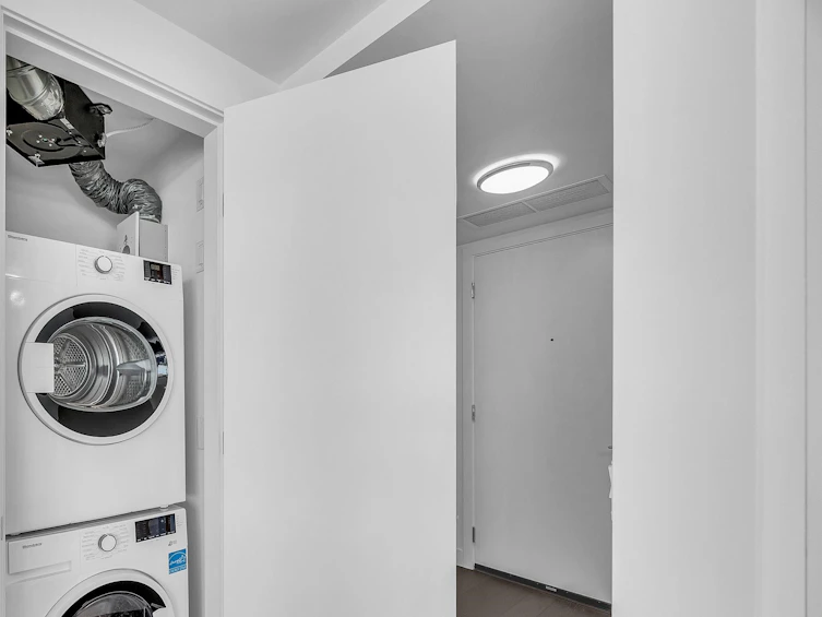 810-1588 Johnston, Surrey, BC, V4B 3Z7 - 24