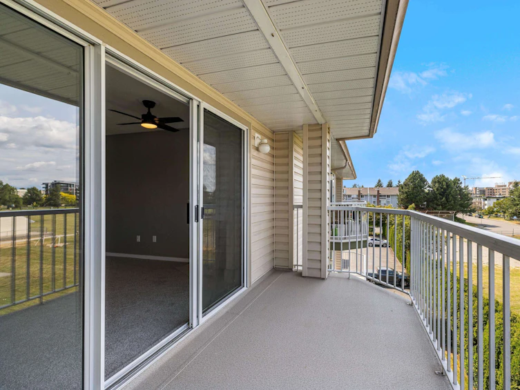 308-5363 206, Langley, BC, V3A 2C5 - 33