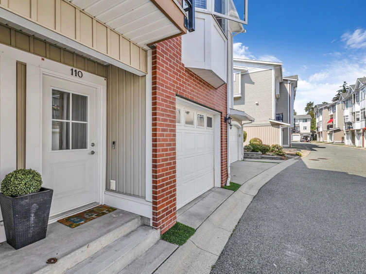110-19551 66 Avenue, Surrey, BC, V4N 0Z5 - 19