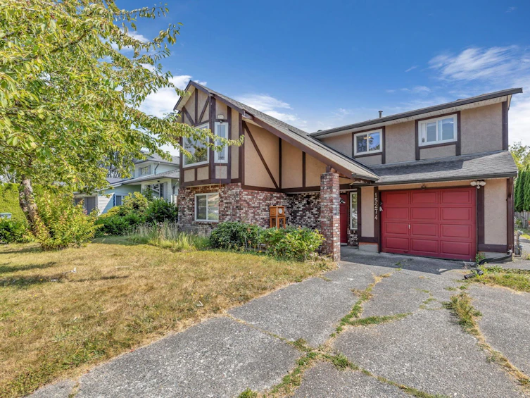 15274 85 Avenue, Surrey, BC, V3S 6J1