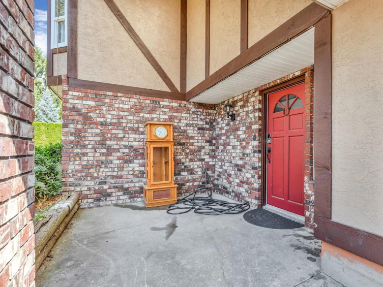 15274 85 Avenue, Surrey, BC, V3S 6J1 - 2