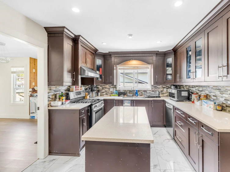 15274 85 Avenue, Surrey, BC, V3S 6J1 - 10