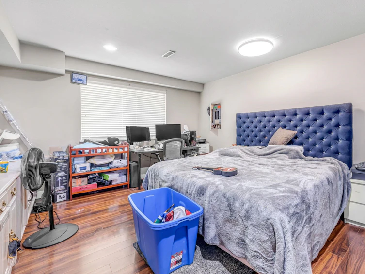 15274 85 Avenue, Surrey, BC, V3S 6J1 - 15