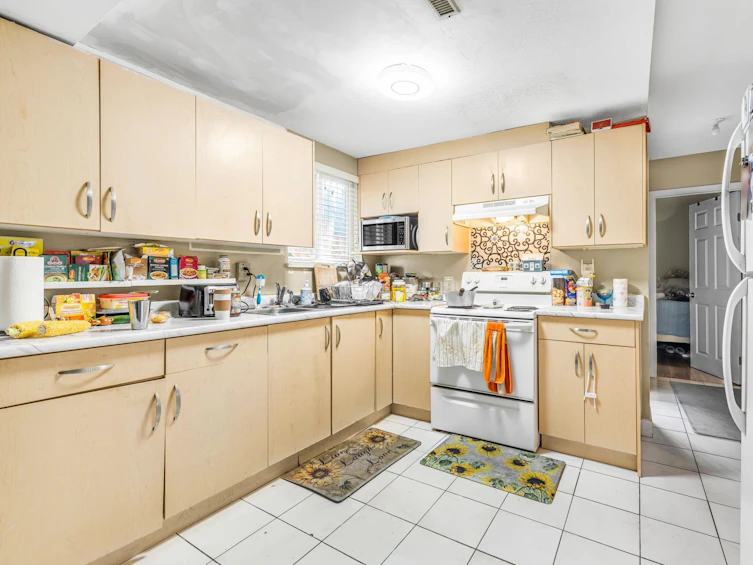 15274 85 Avenue, Surrey, BC, V3S 6J1 - 18