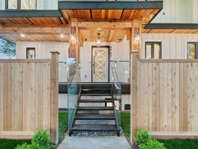5707 Elm Street, Vancouver, BC, V6N 1A5 - 6
