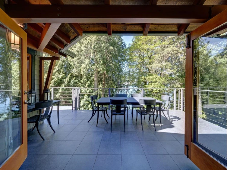 5950 Tillicum Bay Road, Sechelt, BC, V7Z 0C7 - 11