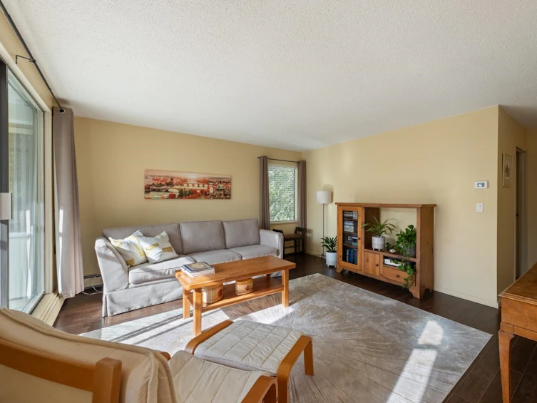 101-1740 Southmere, Surrey, BC, V4A 6E4 - 2