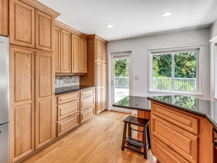 561 Berry Street, Coquitlam, BC, V3J 5T2 - 12