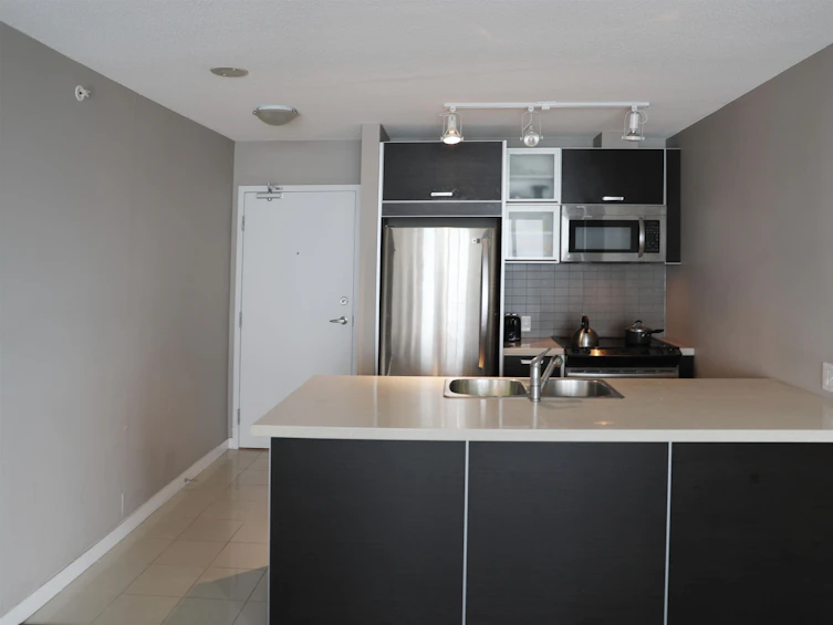 2302-13688 100, Surrey, BC, V3T 0G5 - 6