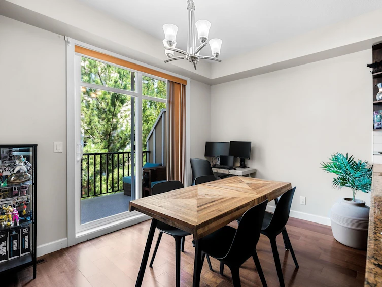 112-20738 84, Langley, BC, V2Y 0J6 - 12