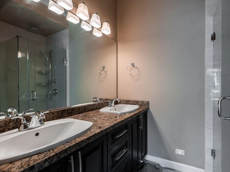 112-20738 84, Langley, BC, V2Y 0J6 - 22
