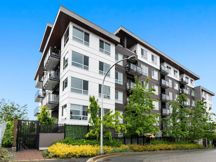 107-32838 Ventura, Abbotsford, BC, V2S 0M5 - 3