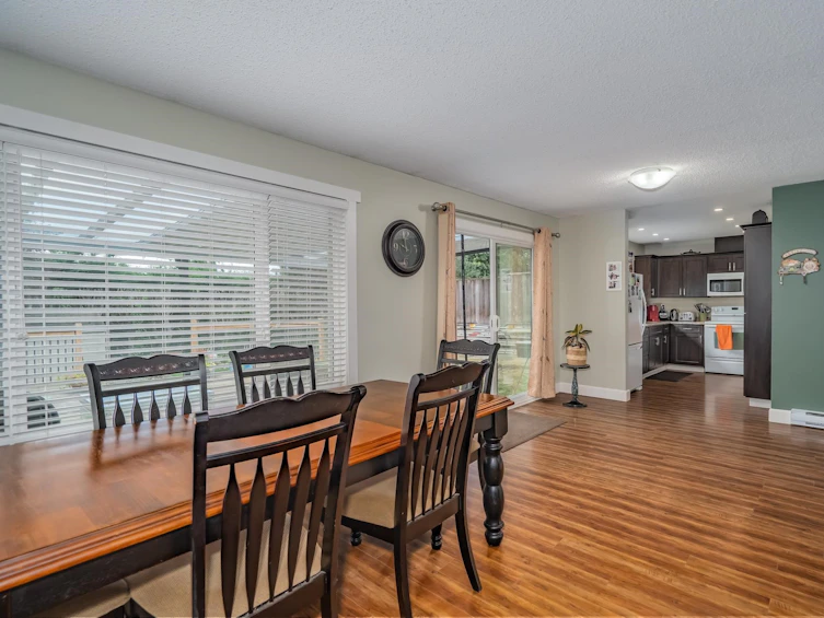 2734 Sandon Drive, Abbotsford, BC, V2S 6B7 - 6