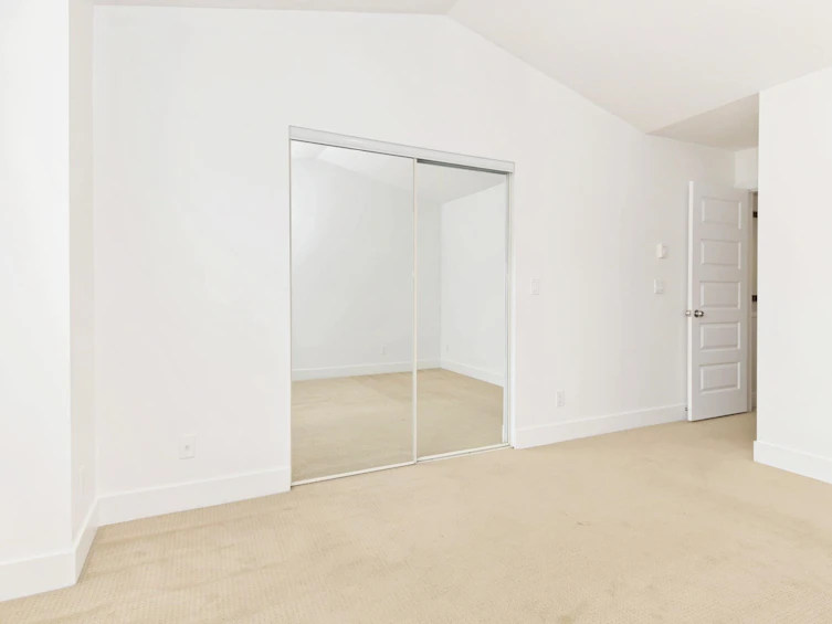 103-6299 144, Surrey, BC, V3X 1A2 - 13
