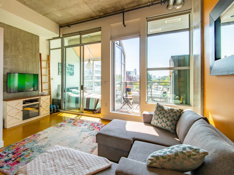 303-495 W 6th Avenue, Vancouver, BC, V5Y 1L3 - 8