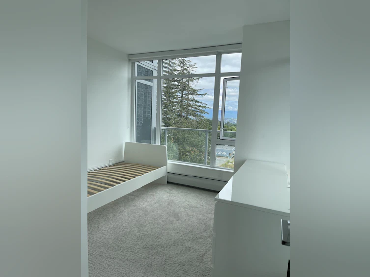 805-13350 Central Avenue, Surrey, BC, V3T 0S1 - 9