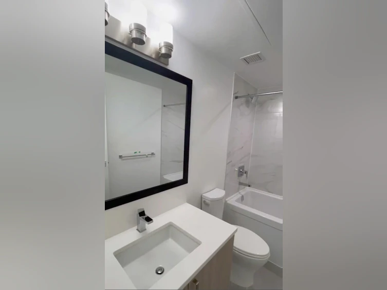 805-13350 Central Avenue, Surrey, BC, V3T 0S1 - 15