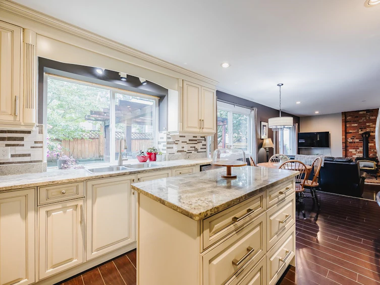 6846 197b Street, Langley, BC, V2Y 3H1 - 6