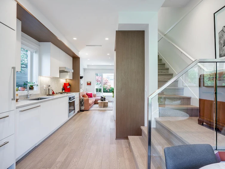 2121 W 7th Avenue, Vancouver, BC, V6K 1X9 - 13