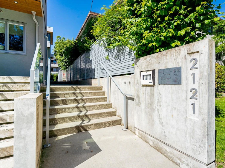 2121 W 7th Avenue, Vancouver, BC, V6K 1X9 - 35