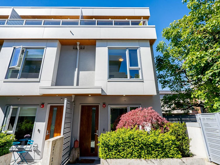 2121 W 7th Avenue, Vancouver, BC, V6K 1X9 - 37