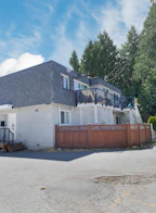 17 21555 Dewdney Trunk Road