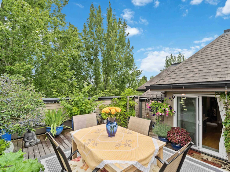 401-3970 Linwood Street, Burnaby, BC, V5G 4R5 - 2