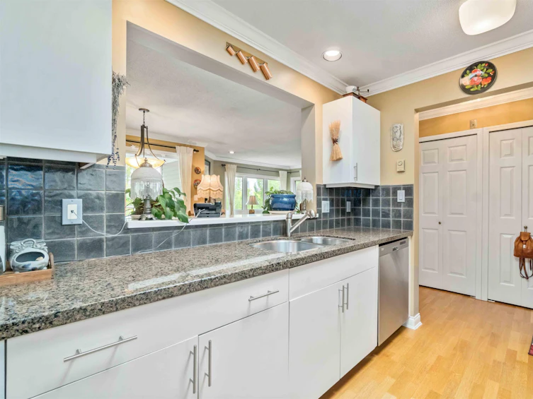 401-3970 Linwood Street, Burnaby, BC, V5G 4R5 - 13