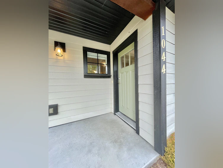 1044 Woodsworth Road, Gibsons, BC, V0N 1V7
