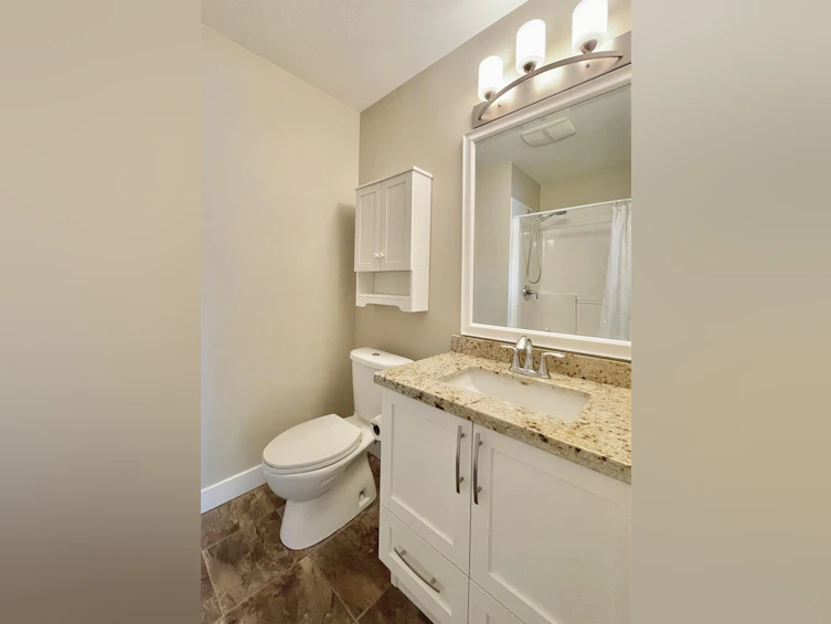 1044 Woodsworth Road, Gibsons, BC, V0N 1V7 - 8