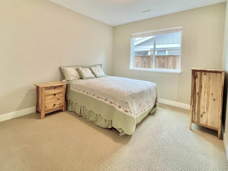1044 Woodsworth Road, Gibsons, BC, V0N 1V7 - 11