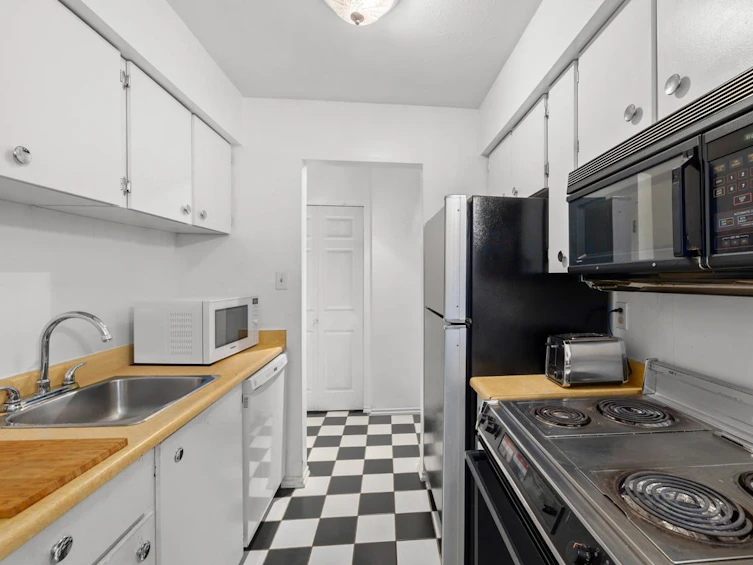 9-45 Fourth Street, New Westminster, BC, V3L 5H7 - 3
