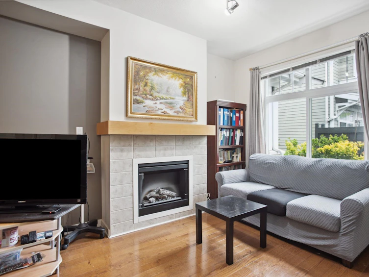 7407 Columbia Street, Vancouver, BC, V5X 4X4 - 9