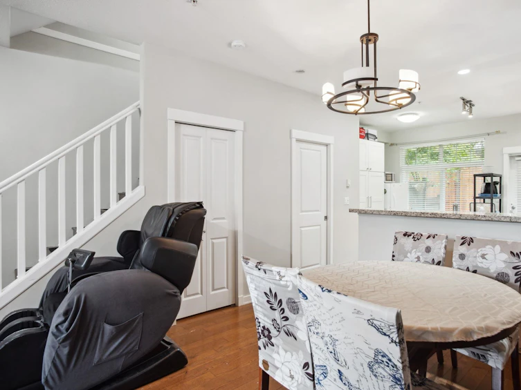 7407 Columbia Street, Vancouver, BC, V5X 4X4 - 10