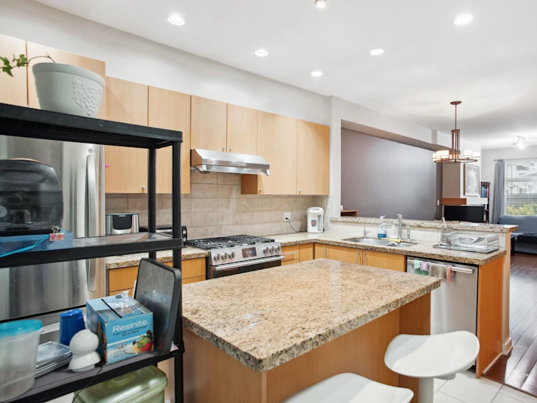 7407 Columbia Street, Vancouver, BC, V5X 4X4 - 12