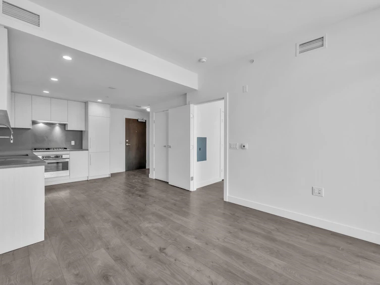 1002-4465 Juneau Street, Burnaby, BC, V5C 0L8 - 13