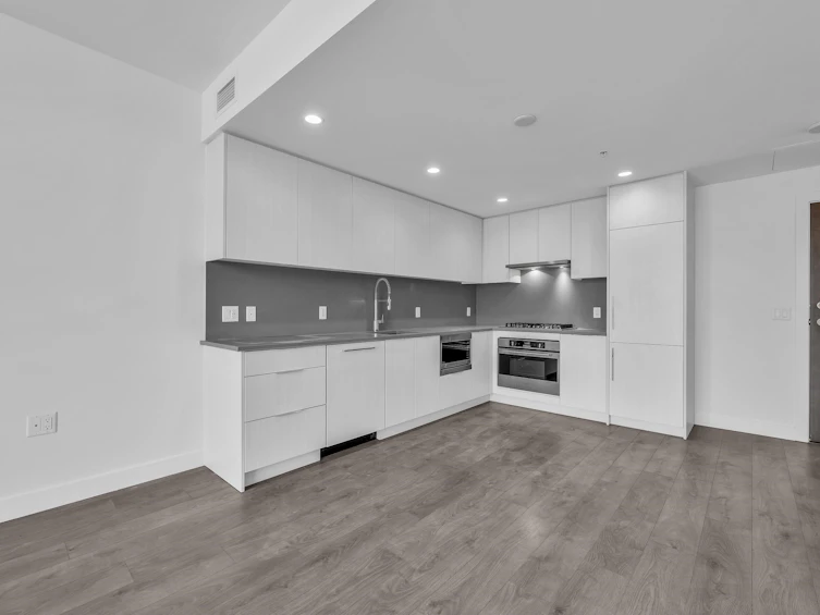 1002-4465 Juneau Street, Burnaby, BC, V5C 0L8 - 10