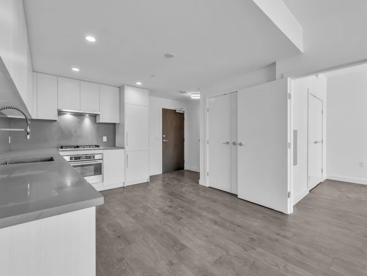 1002-4465 Juneau Street, Burnaby, BC, V5C 0L8 - 11