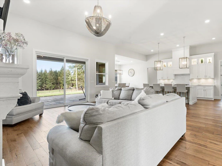 4491 Bench Road, Chilliwack, BC, V4Z 1G1 - 5