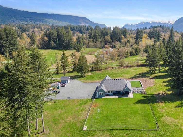 4491 Bench Road, Chilliwack, BC, V4Z 1G1 - 34