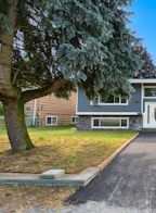 2529 Magnolia Crescent