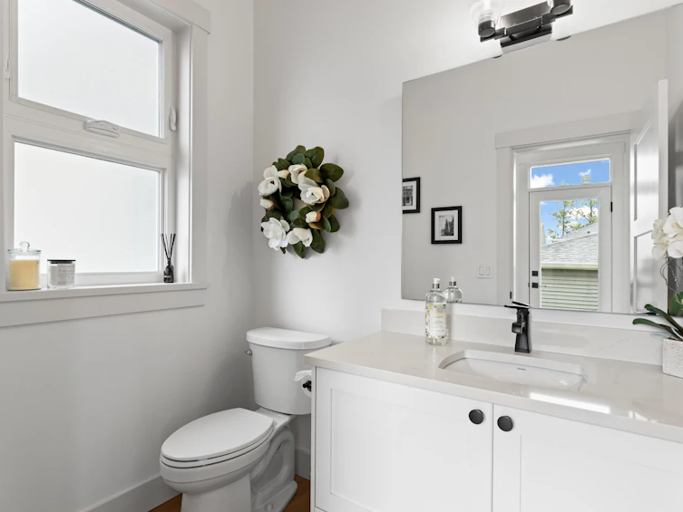 19743 75a Avenue, Langley, BC, V2Y 5K2 - 17