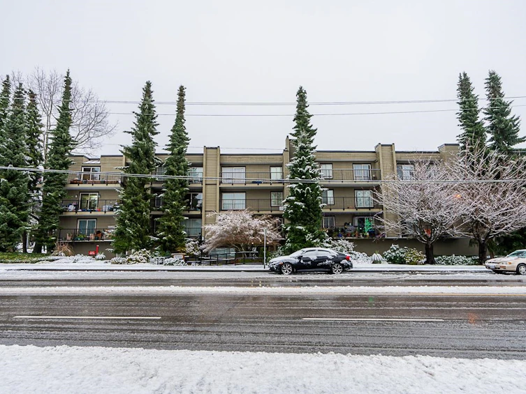 212-10468 148 Street, Surrey, BC, V3R 8T1