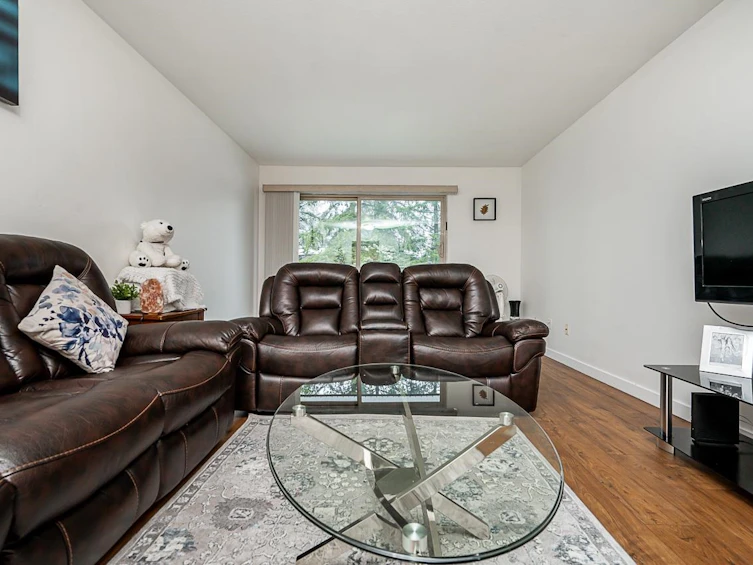 212-10468 148 Street, Surrey, BC, V3R 8T1 - 10