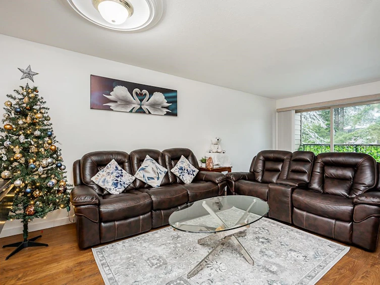 212-10468 148 Street, Surrey, BC, V3R 8T1 - 11