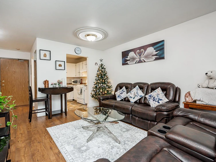 212-10468 148 Street, Surrey, BC, V3R 8T1 - 12
