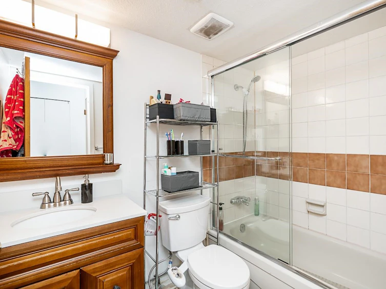 212-10468 148 Street, Surrey, BC, V3R 8T1 - 19